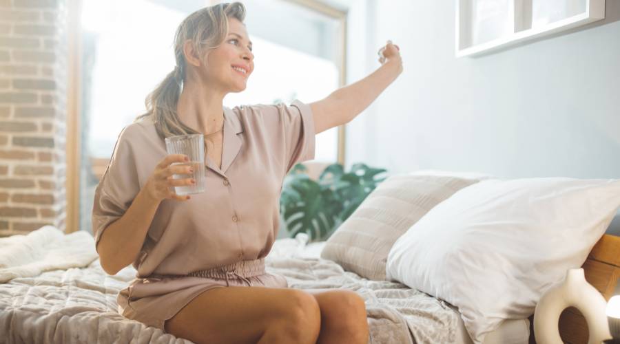 Support-Hormonal-Balance-Naturally